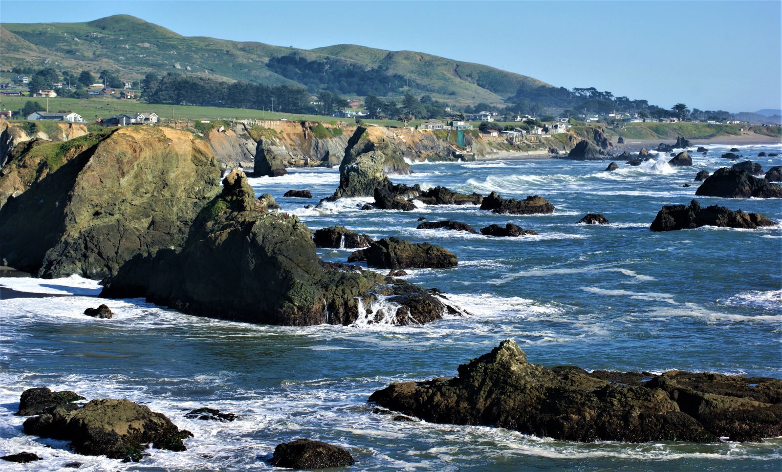 Rocky headlands and surf on the Mendocino coast, home to some of the best Northern California coastal towns